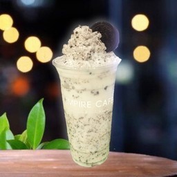 นมหมีปั่นโอริโอ้ (Fresh milk Oreo cookies Frappe)