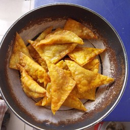 เกี๊ยวหมูทอด  หมูสับแท้ไม่ใช้หมูเด้ง 7ชิ้น