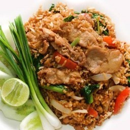 ข้าวผัดรถไฟ