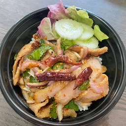 ข้าวน้ำตกคอหมูย่าง