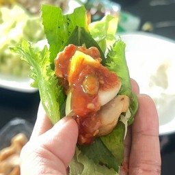 VT แหนมเนือง 8 ไม้