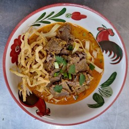 ข้าวซอยเนื้อ