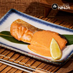 ปลาแซลมอนราดซอสสไปซี่ เมนไท