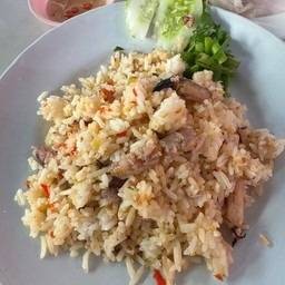 ข้าวผัดพริกเกลือ ปู