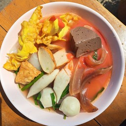 เย็นตาโฟ