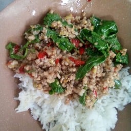ข้าวกะเพราหมูสับ