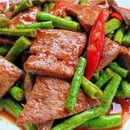 ผัดพริกแกงตับหมู(กับข้าว)