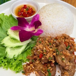 ไส้อ่อนทอดผัดพริกเกลือราดข้าว