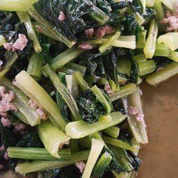 ผัดกวางตุ้ง