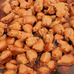 ข้อไก่ตุ๋น