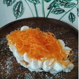 ครอฟเฟิล ครีมฝอยทอง