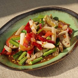 ตำไหลบัวหมูยอ