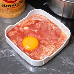 หมูนุ่มไข่ตอก