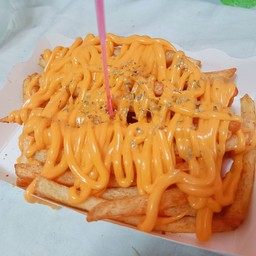 เฟรนฟราย ราดซอสชีส