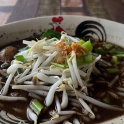 ก๋วยเตี๋ยวเรือแม่ทรงศรี หมู่บ้านนักกีฬา