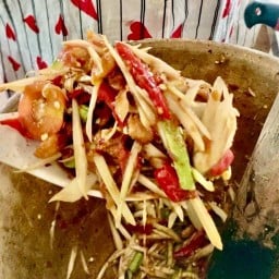 อร่อย แซ่บนัวช์ ข้าว ยำ ตำ เตี๋ยว @ ส้มตำหลงครก สาขายโสธร สาขายโสธร