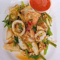 สุกี้แห้ง