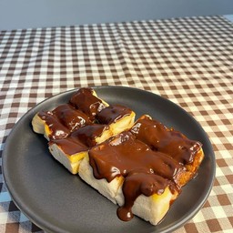 ทาเนยราดช็อกโกแลต