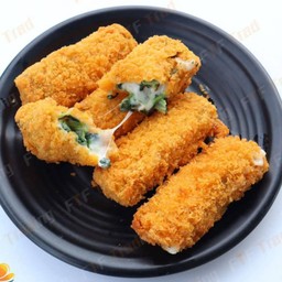 ผักโขมชีสสติ้กทอด (ชิ้นละ)