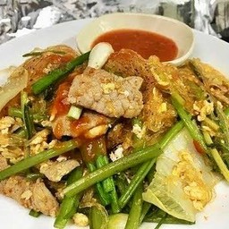 สุกี้แห้ง