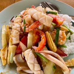 ผัดเปรี้ยวหวาน