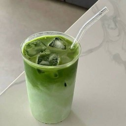 Matcha Latte (เกรดพิธีการ)