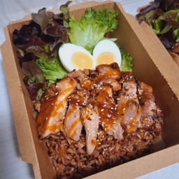 ข้าวหน้าไก่อบ