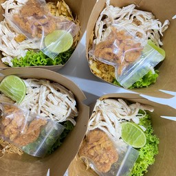 เส้นหมีไก่ฉีก