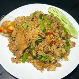 ข้าวกะเพราคลุก