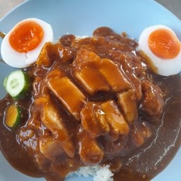 ข้าวหมูกรอบ+ไข่ยางมะตูม