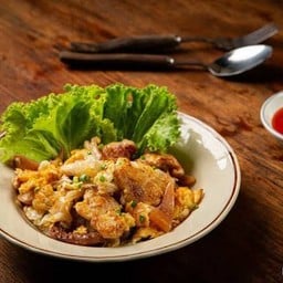 ก๋วยเตี๋ยวคั่วไก่เส้นกรอบ