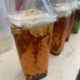 ชาไทยบราวชูกค้าครีมชิสพ่นไฟ