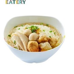 [ศาลาเเดง]  ก๋วยเตี๋ยวลูกชิ้นรวมมิตร