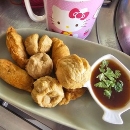 ลูกชิ้นปลาระเบิด ชุด 18 ชิ้น