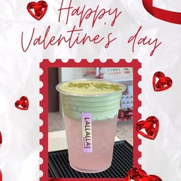 พิ้งค์ โคโคนัท มัทฉะ