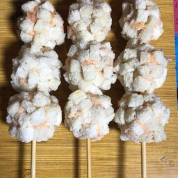 ลูกชิ้นกุ้งทอด