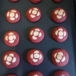 เรดเวลเวตคุกกี้ไส้ครีมชีส 红丝绒夹心奶油芝士曲奇