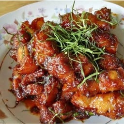 หมูหวานผัดพริกเผาราดข้าว