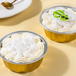 เค็กชิฟฟ่อนมะพร้าวอ่อนครีมสด