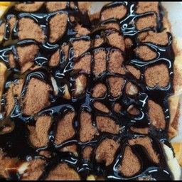 ขนมปังปิ้ง กล้วยหอมสดโอวัลตินซอสช็อกโกแลต