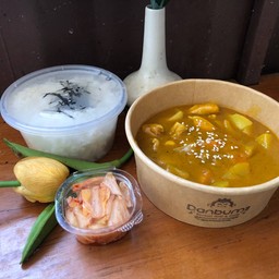 ข้าวแกงกระหรี่ไก่ (Korean Curry)