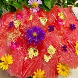 ทูน่าซาซิมิ สดๆ เกรดพรีเมียม