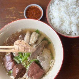 ต้มเลือดหมูลุงกะป้าสาขาลำลูกกาคลอง7 ลำลูกกาคลอง7