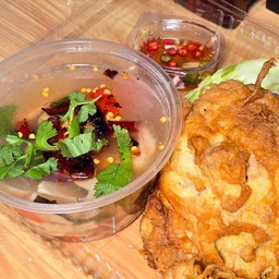 ข้าวต้มยำกุ้ง+ไข่เจียวหมูสับ