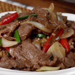 เนื้อน้ำมันหอยไข่ดาว + ข้าว
