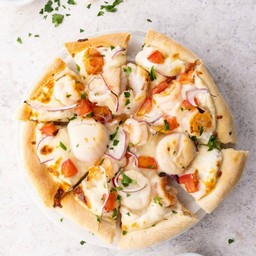 Pizza Scallops & Lobster With Alfredo หอยเชลล์อบชีสและล็อบสเตอร์