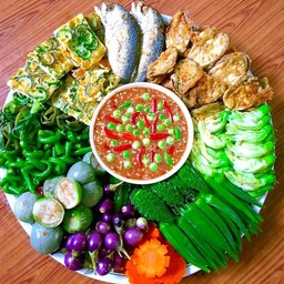 ข้าวคลุกน้ำพริก