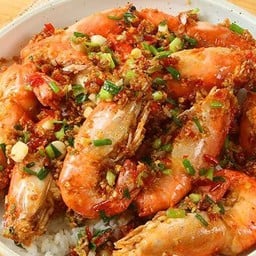 กุ้งแม่น้ำผัดพริกเกลือ