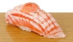 669.SALMON MENTAI