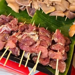 หมึกย่าง หัวกุ้งเผา 90s ตลาดสตรีท